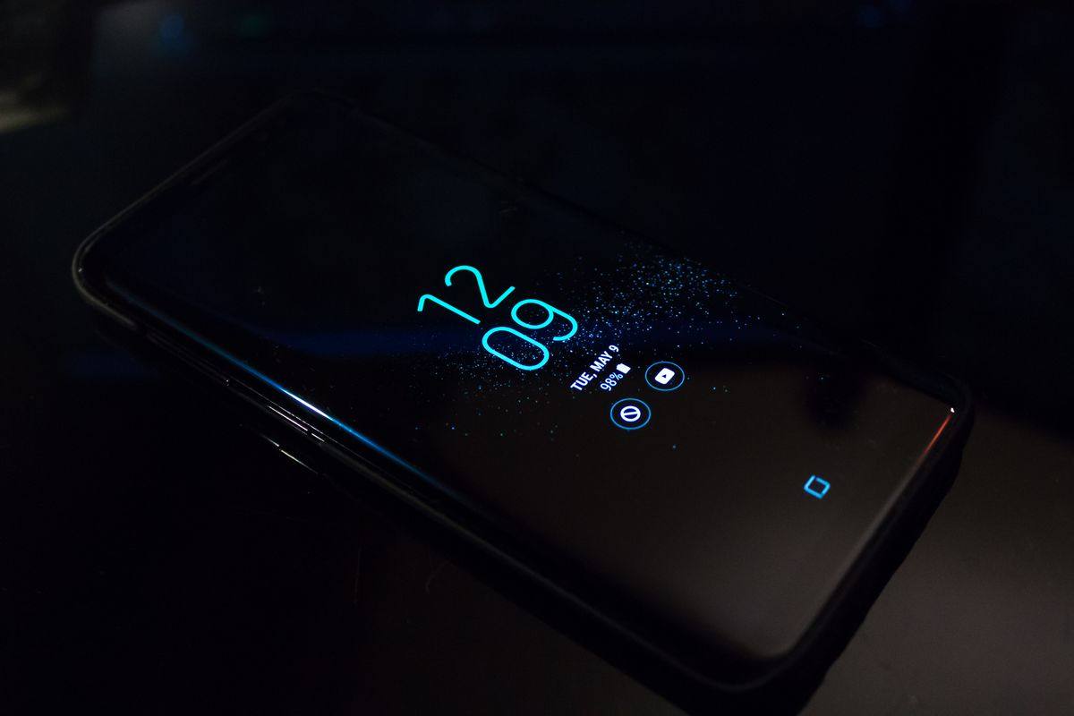 Copy-trading app warning signs
